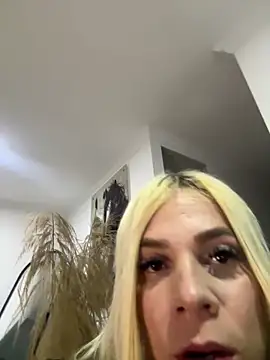 دردشة lanahot-77 الجنسية المباشرة