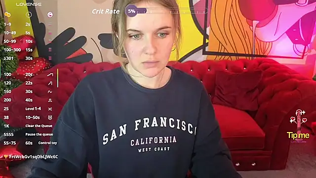 MaribelRiverr_ élő XXX-chatje