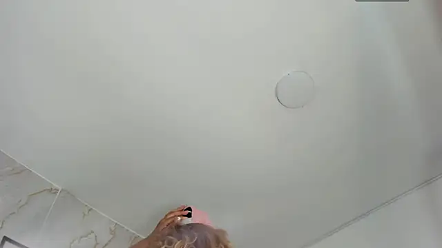 Kazsandraa Live XXX-chat