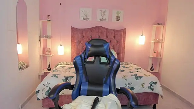 IsabellaHot01 Chat XXX in diretta