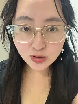 Summer_652 Pertunjukan Webcam