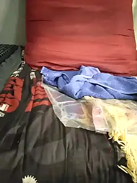 Вебкам-шоу WildnWetMilfX36