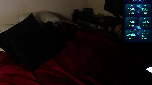 MaxRouger webkamerás műsora