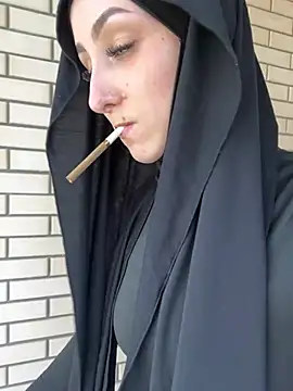 Chat XXX en directo de FlexibleDoll_