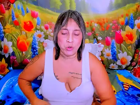 XXX chat uživo modela indianroxy