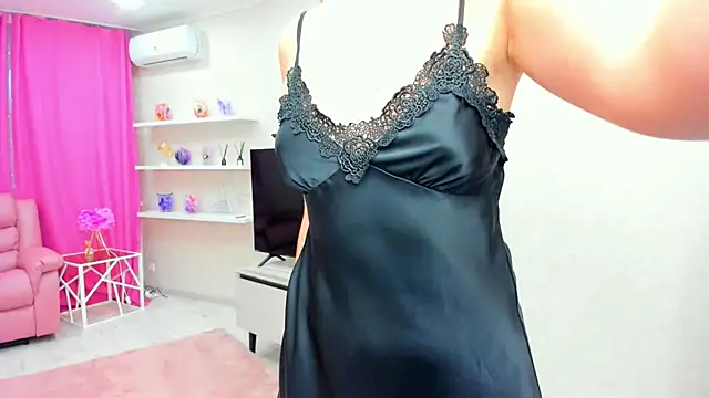 Strawberrye 现场XXX聊天