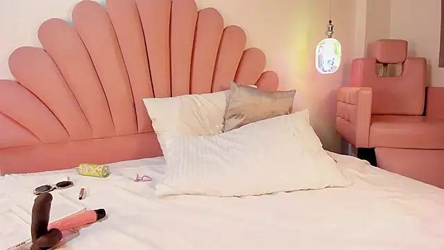 Chatroom XXX en direct de SabrinaVantress