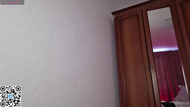 LynetHakes Live XXX-Chat