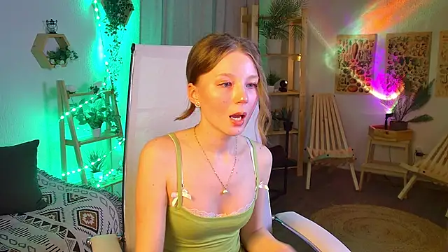 แชท XXX สดของ ElliFrankenweenie