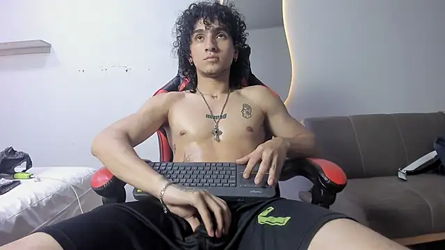 JackesTaylor 现场XXX聊天