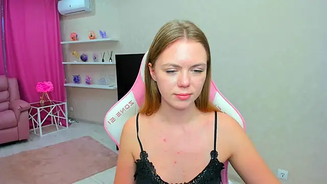 Strawberrye's Live XXX Chat