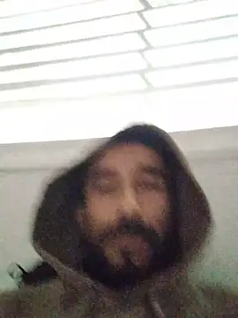 weedmanhot28: διαδικτυακό σόου στην κάμερα