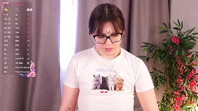 Živý XXX chat Lunabate