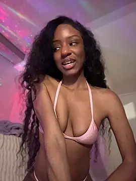 Pokazy przed kamerką – LoveDreaux