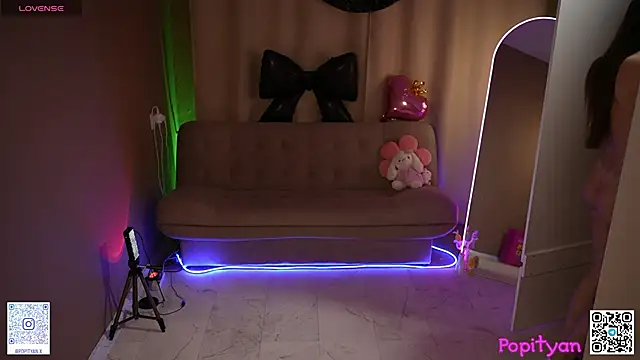 popityan1's Live XXX Chat
