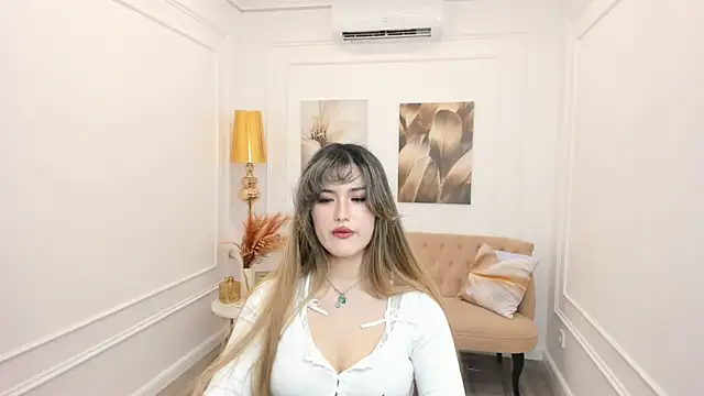 AnneTLi 即時 XXX 聊天