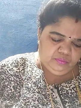 tamilthanushri's Live XXX Chat