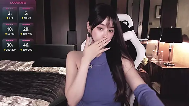 Aurora_-77 – Naživo XXX chat