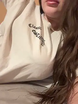 Elinatirandaのウェブカメラショー