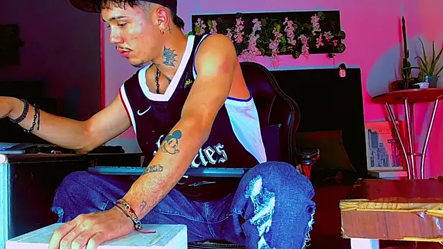 عرض كام HannibalLester