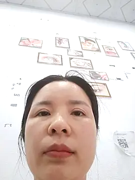 Ivy_Trix2 Adlı Modelin Canlı XXX Sohbeti