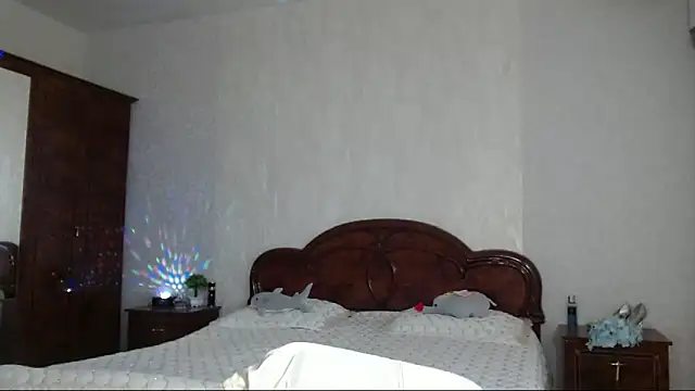 Batari 现场XXX聊天