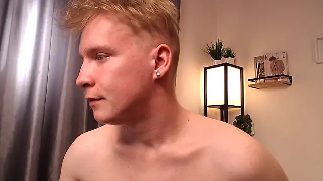 AlexxSweet élő XXX-chatje