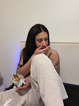 FerrariFrench – Naživo XXX chat