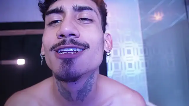 Dark_Eros_: вебкам-шоу