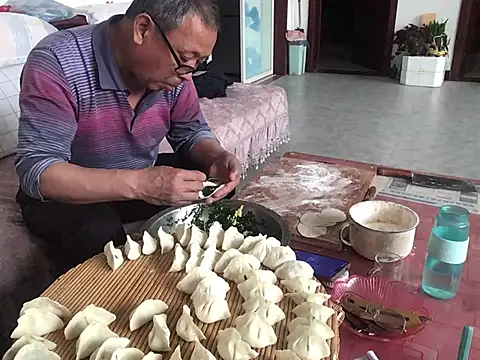 yaocaobi8's Webcam Show