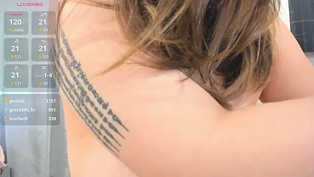 SaliUongn Live XXX chat