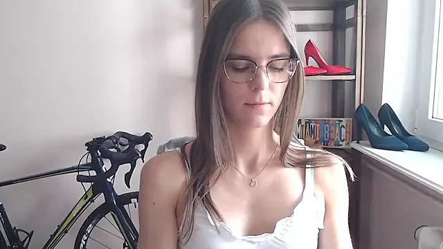 love_megi Chat XXX in diretta