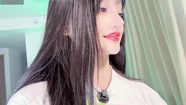 Yr_kitten_333 在線直播表演