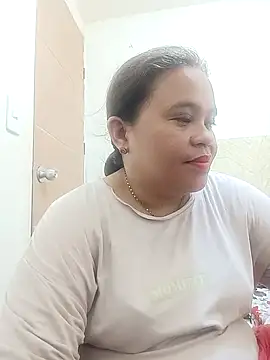 cutechubbypinay Chat XXX in diretta