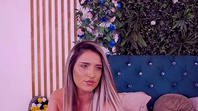 CherryMuse_ Chat XXX in diretta