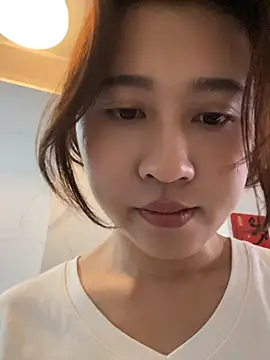 Liliya-77 网络视讯表演