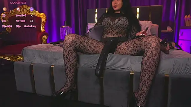 Chat XXX en directo de EmpressDesires