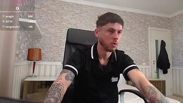 JonahShaw live XXX chat