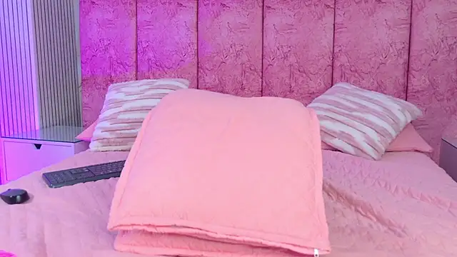 Živý XXX chat emmacurvy