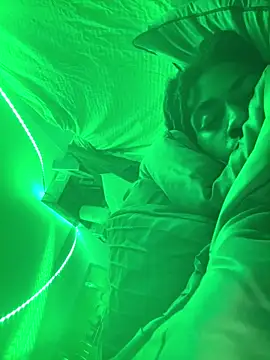 Czat XXX na żywo – ChicagoMadeThirdLeg