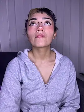 baby_akuma's Live XXX Chat