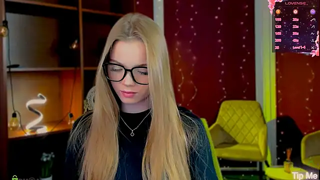 maddy_moah: онлайн-секс-чат