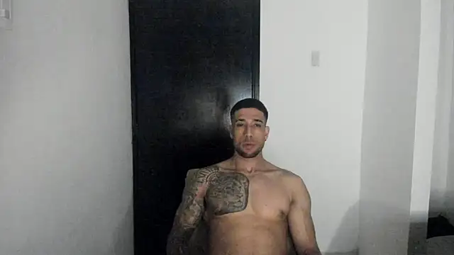 Živý XXX chat ThiagoLugo