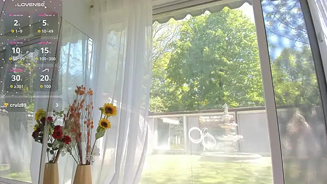 Ella_Vee: απευθείας συνομιλία ΧΧΧ