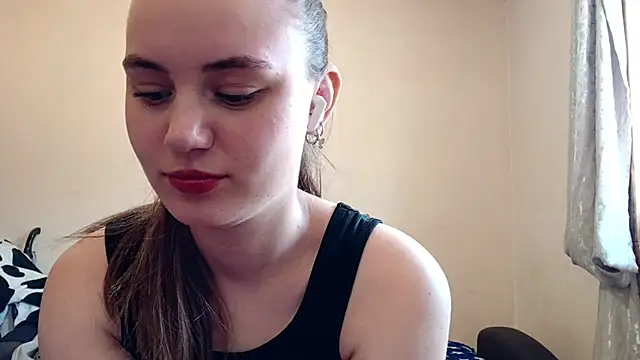 RoxanneStuardn Webbikameraesitys