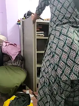 KumarSilencesex21's Live XXX Chat