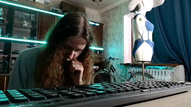 pa1e_pr1ncess élő XXX-chatje