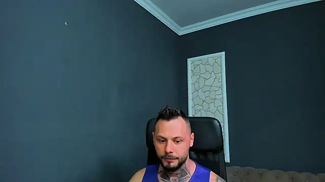 Онлайн чат XXX BrianHunts