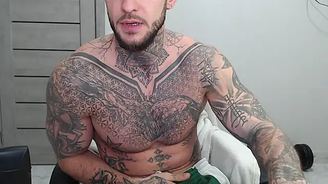 Вебкам-шоу maxi_foxxx