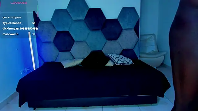 Latrellx7 – webcam-show